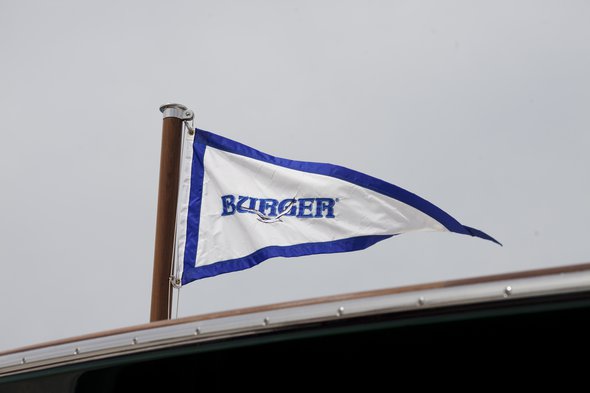 Image of Burger Burgee on Hull 507