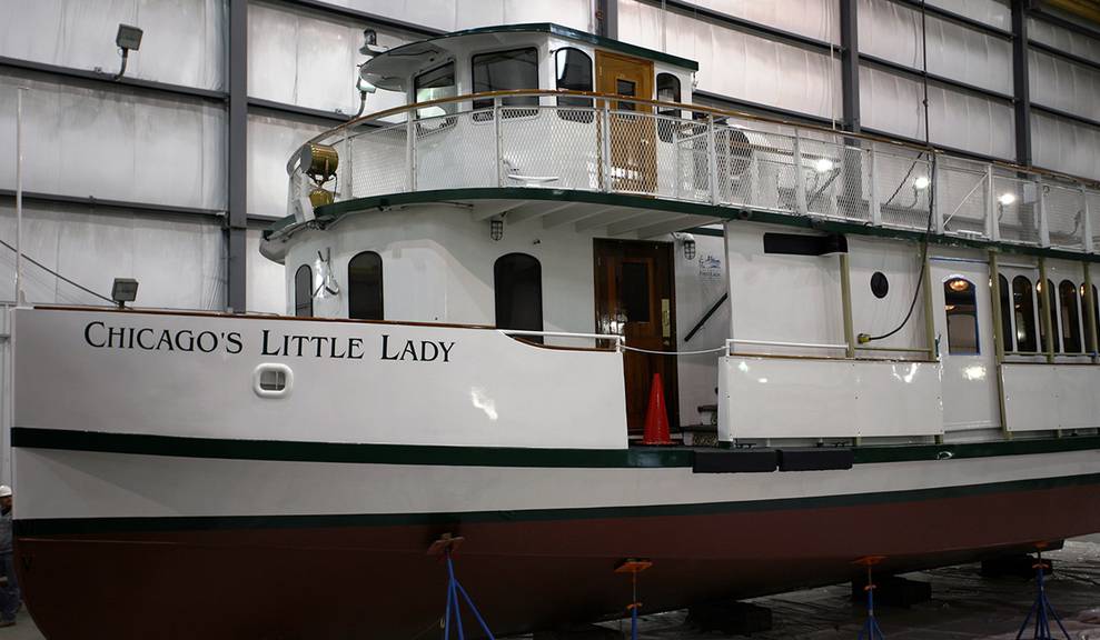 Commercial Vessel Chicago's Little Lady in for refit